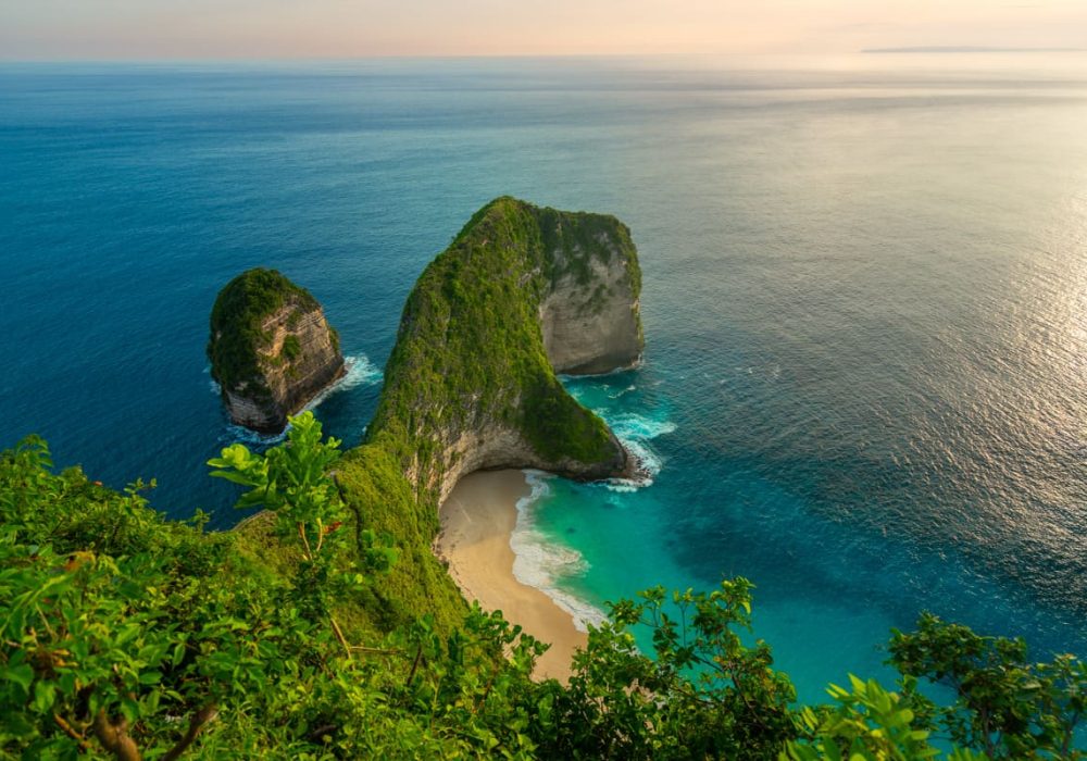 kelingking-beach-nusa-penida